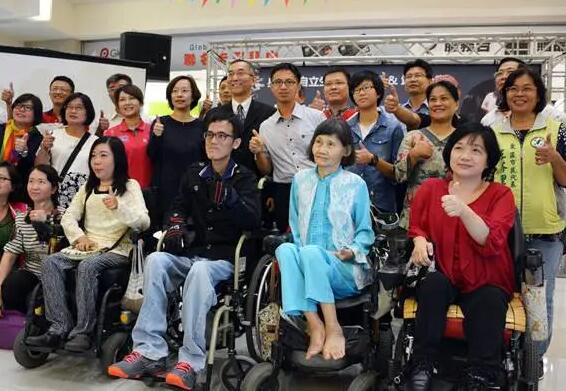 鼓励残疾人的句子(精选81句)图片 鼓励残疾人的句子(精选81句)图片